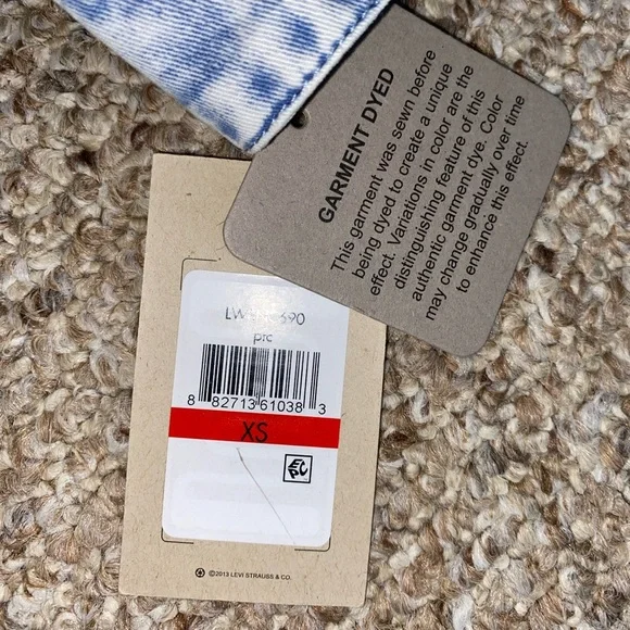 * Brand New * Levi’s lined Jean jacket - Picture 6 of 11